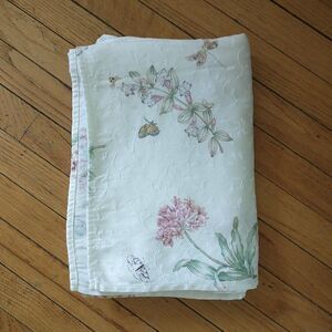 Lenox Tablecloth White Flower Butterfly Garden Jacquard Embroidered Large 56x78
